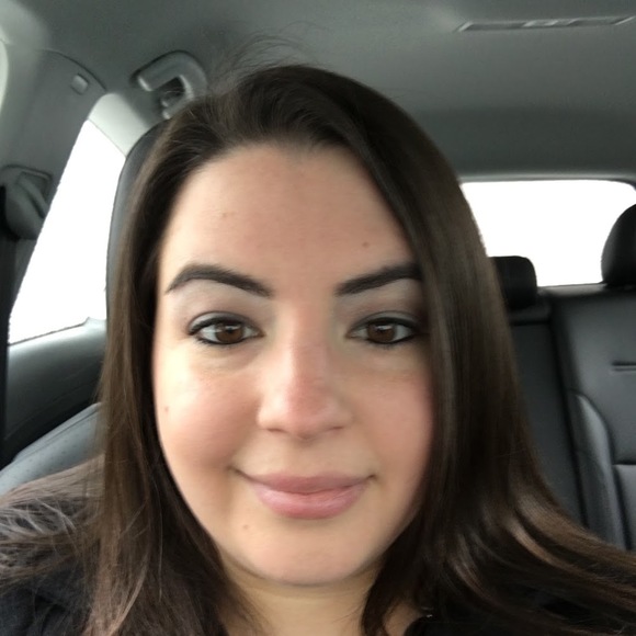 Meet your Posher, Kandice - Picture 1 of 1